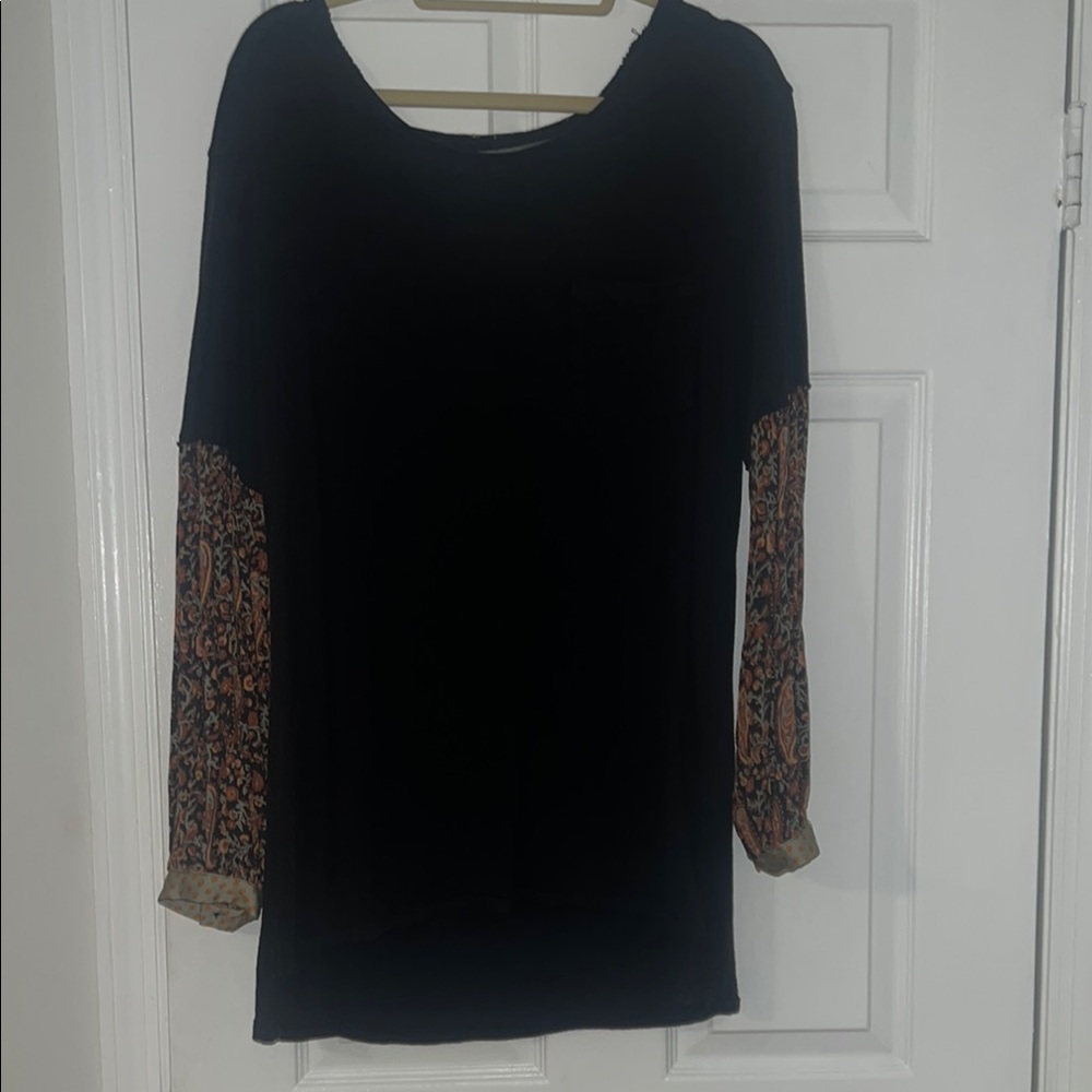Free People Black and Patterned Sleeve Women's Top